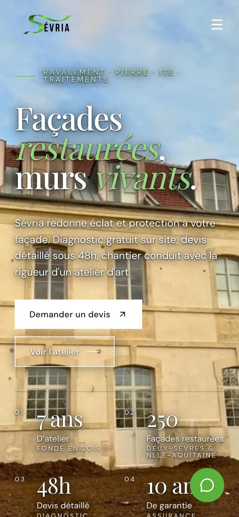 La même page d’accueil sur un téléphone.